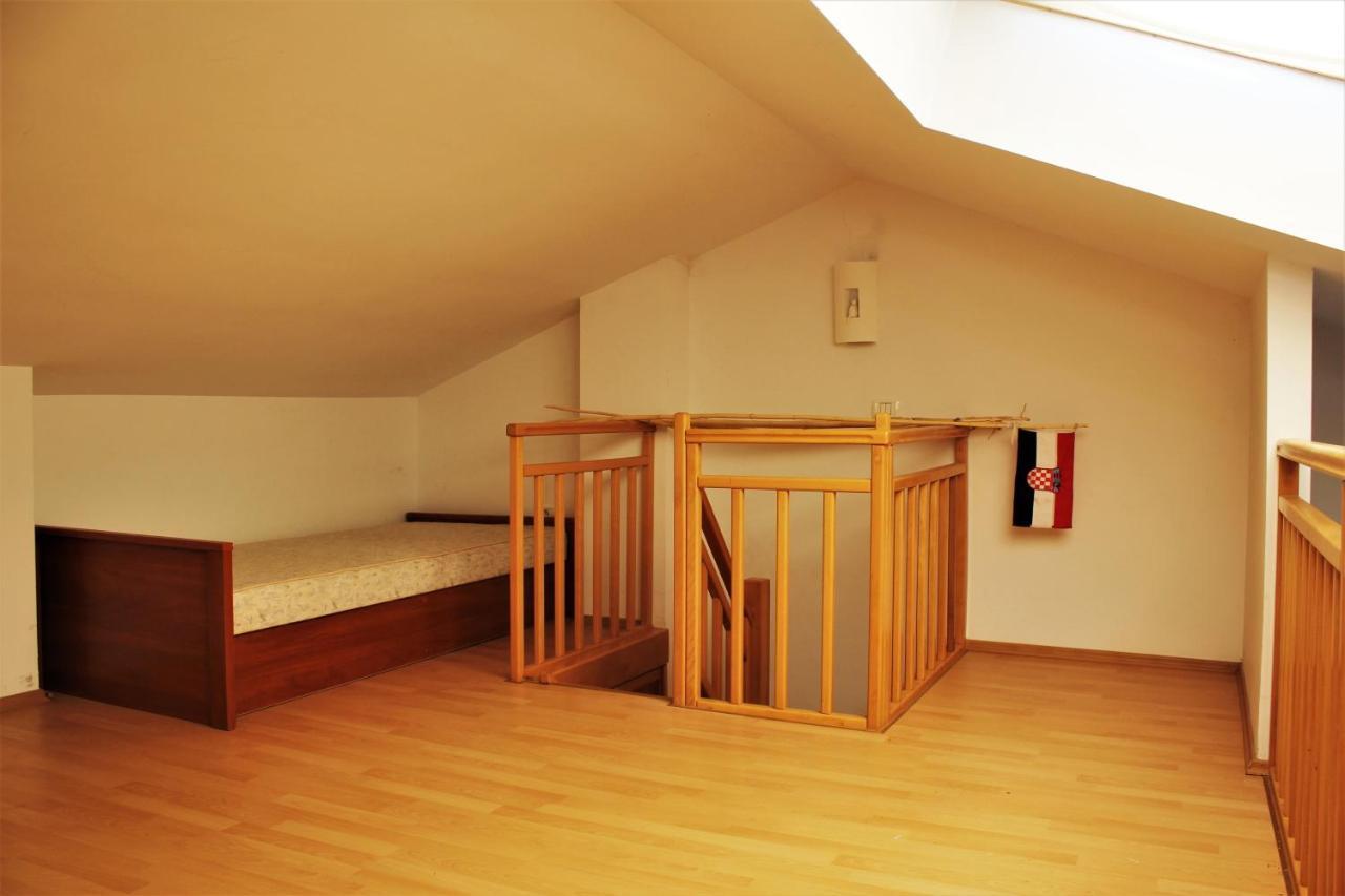 Artists Loft Apartment Pula Luaran gambar